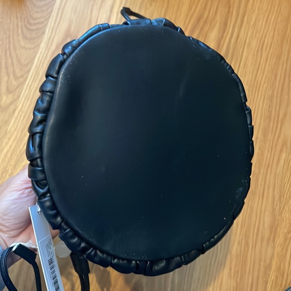 GANNI Ruched Leather Bag - Picture 6 of 7